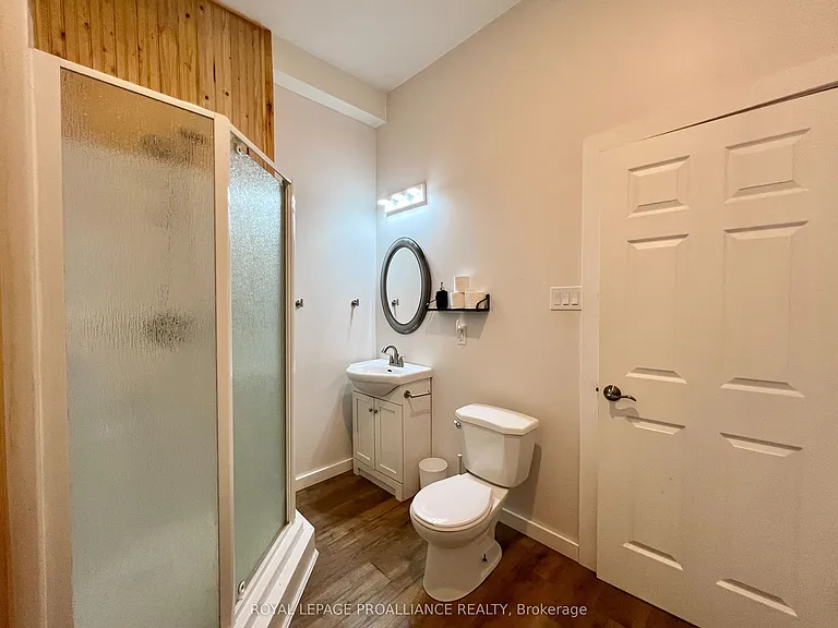 24 Russell St #A — Photo 12