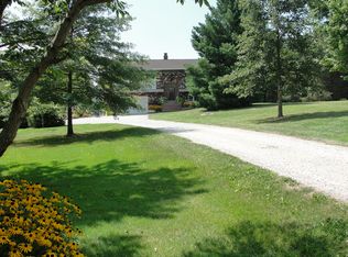 4404 Erhart Rd, Medina, OH 44256