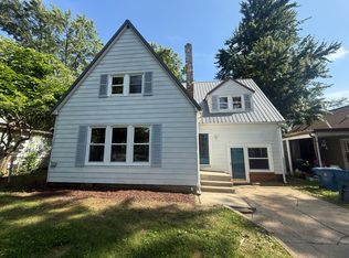125 E Glenwood Ave, Olney, IL 62450