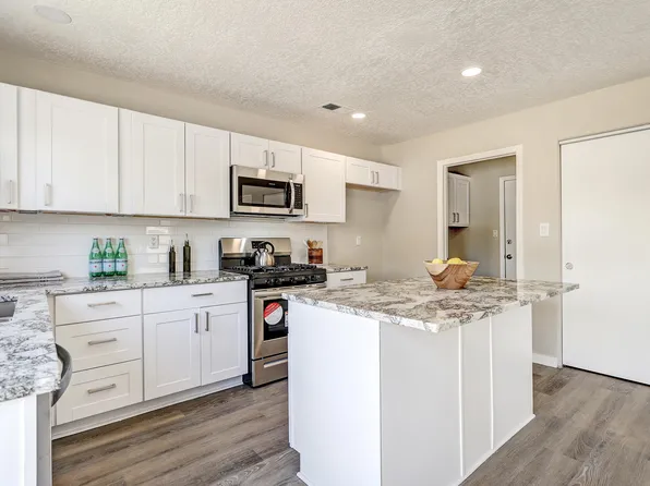 1849 Rayo Del Sol Dr SW, Albuquerque, NM 87121