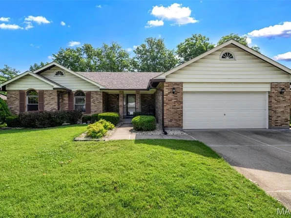 14830 Verdun Estates Dr, Florissant, MO 63034