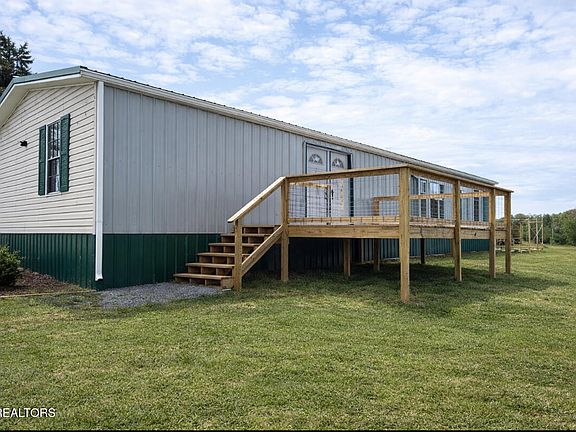 3rd image of 273 Thompson Rd