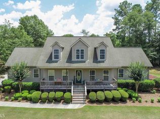 18 Stillwood Dr, Hartwell, GA 30643