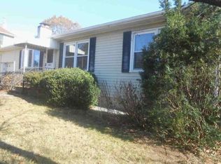 15 Medford Ave, Hamilton, NJ 08619