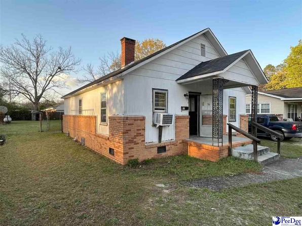 910 E Carolina Ave, Hartsville, SC 29550