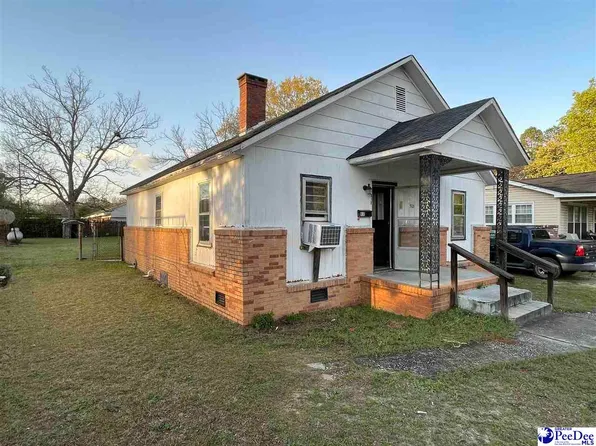 910 E Carolina Ave, Hartsville, SC 29550