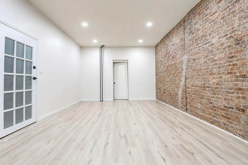 2 bed, 1100 sqft, $3,495 — Photo 2