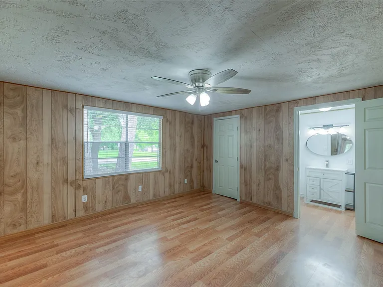 104 W Paradise Dr — Photo 7