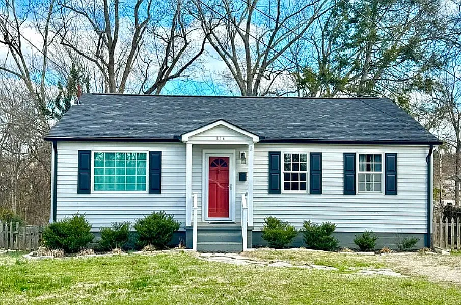 3 bed, 1154 sqft, $1,800 — Photo 1