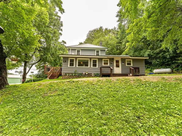 N3248 Miller Rd, Elroy, WI 53929