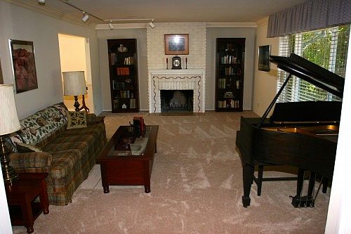 3rd image of 888 El Quanito Ct