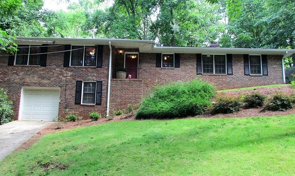 1st image of 451 Duchess Dr