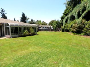 2561 Sharon Way, Eugene, OR 97401