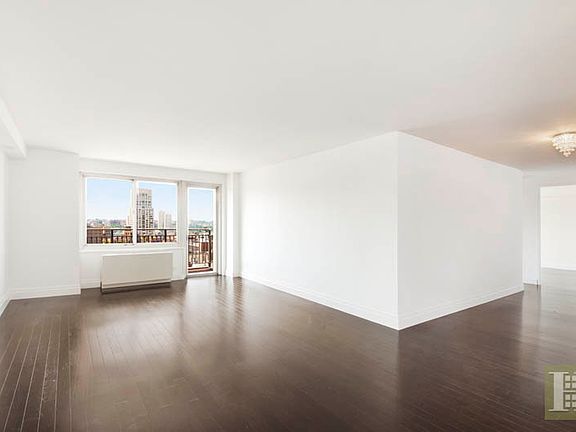 2nd image of 201 W 70th St APT 24K