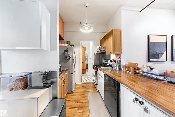 Rented by Brown Harris Stevens | media 4