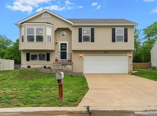 6241 Twin Springs Blvd, Cedar Hill, MO 63016