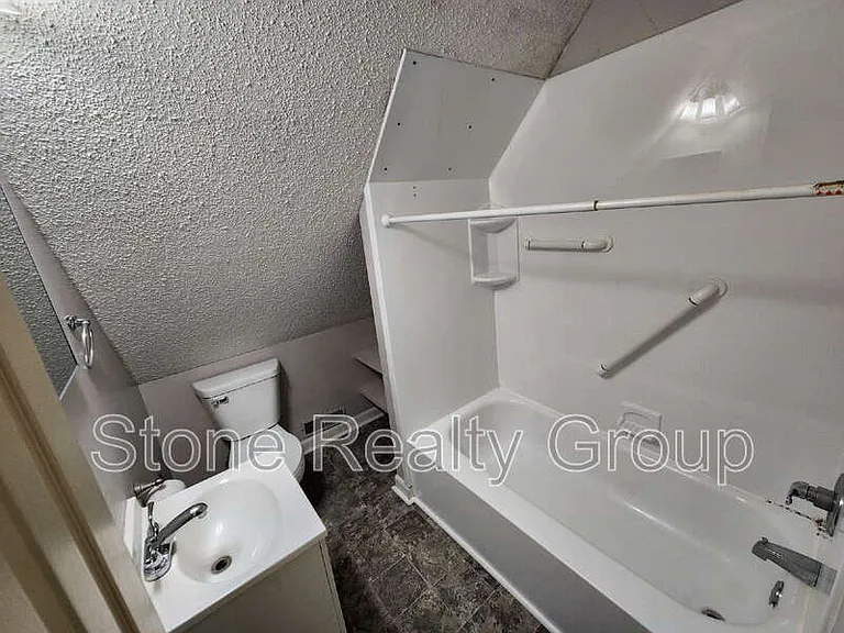 47 W Lawrin Blvd — Photo 10