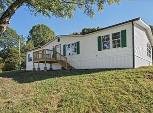 2807 Clouds Rd, New Tazewell, TN 37825