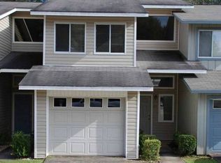 297 Candlebrook Dr, Enterprise, AL 36330