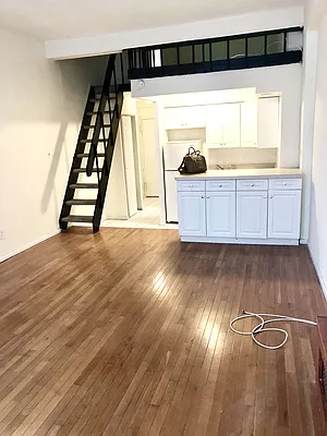 Rented by Avenues Real Estate | media 1