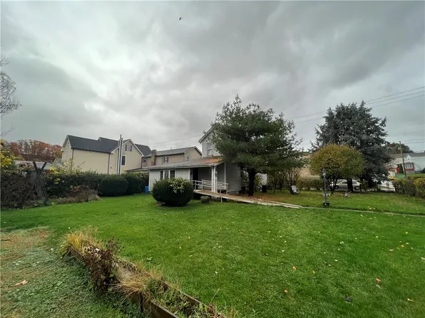 434 1st St, Carnegie, PA 15106