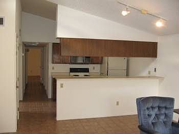 3rd image of 996 W Lockwood Ln