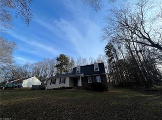 1160 Lazyboy Ln, Winston Salem, NC 27103