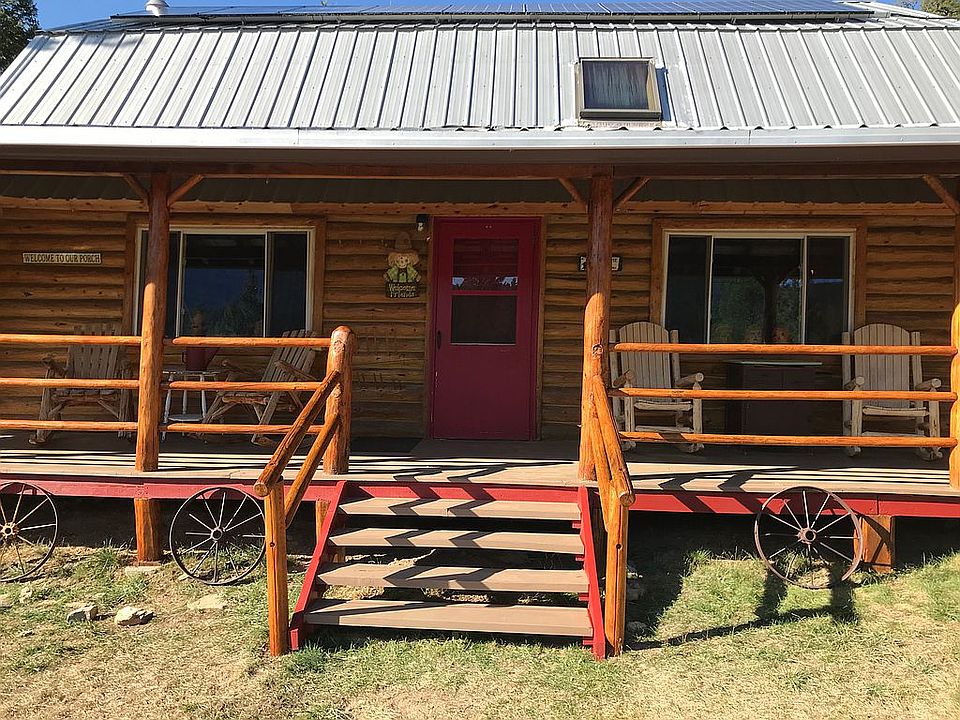 New stained logs & deck 2022