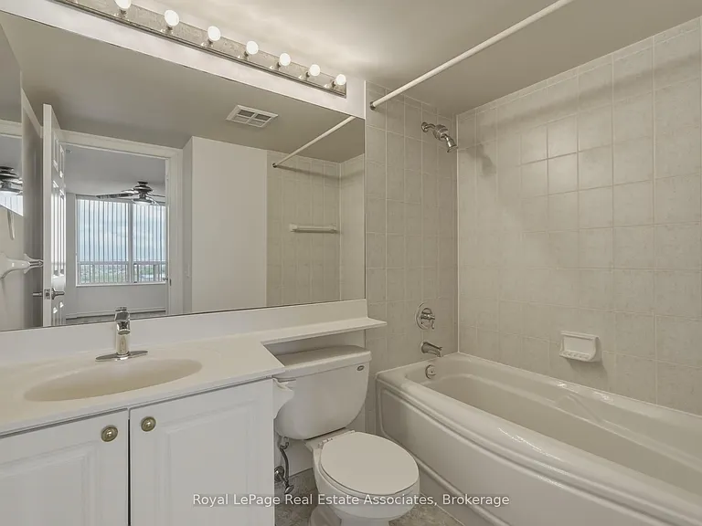 55 Strathaven Dr #1202 — Photo 25