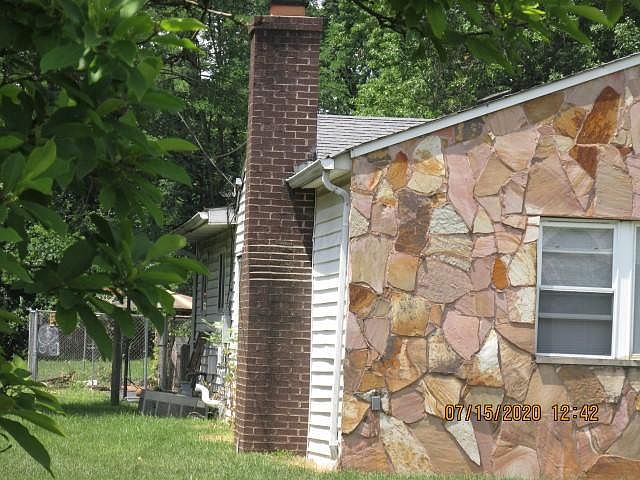 2nd image of 793 Country Club Rd