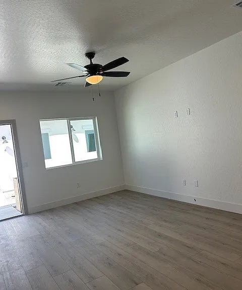 1100 S Hall Ave #2 — Photo 2