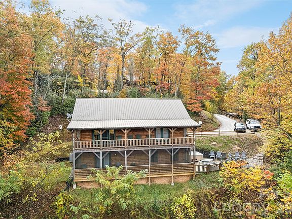 4th image of 235 Soaring Eagle Rd