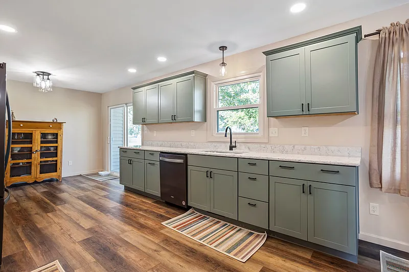 Thumbnail 15