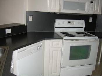 2nd image of 13738 Kendale Lakes Dr
