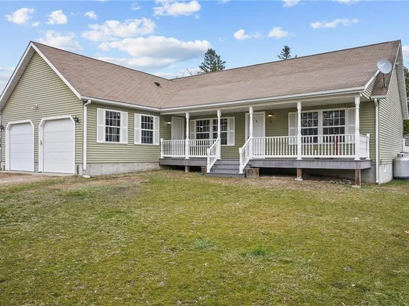 3 Doreen Dr, Westerly, RI 02891