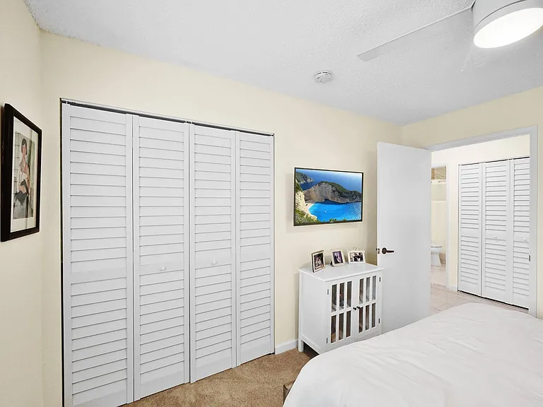 15011 Ashland Cir #23 — Photo 15