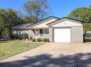 1944 S Hickory Pl, Broken Arrow, OK 74012
