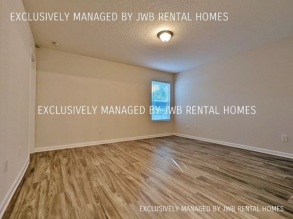 4th image of 716 E 56th St