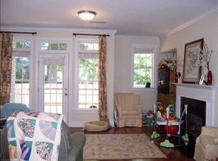 659 Highpark Ln, Raleigh, NC 27608