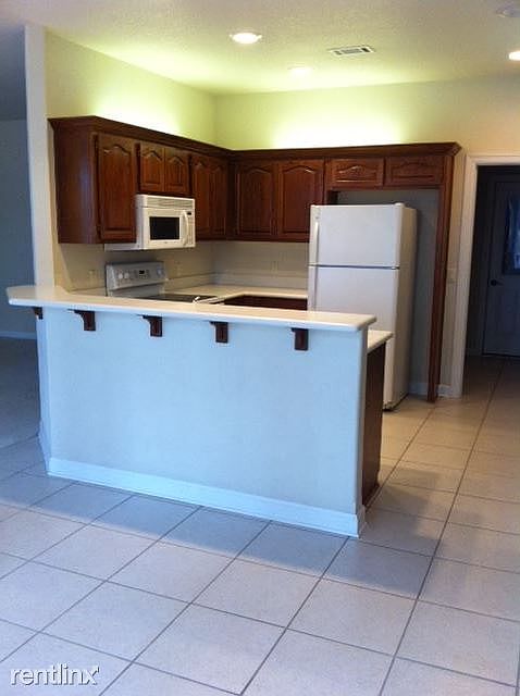 47 Victoria Lane - Kitchen 1