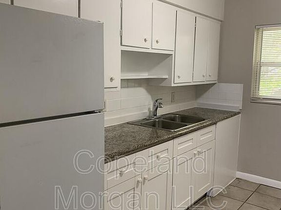 5th image of 2112 9th Ave N APT 3