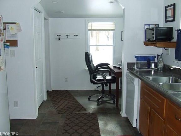 5th image of 2006 King Dr