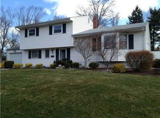 8 Parsons Rd, East Brunswick, NJ 08816