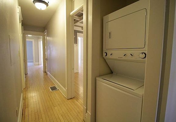 5th image of 2813 E Belleview Pl APT 1