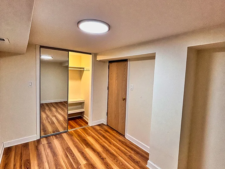 1751 W Erie St #BF — Photo 5