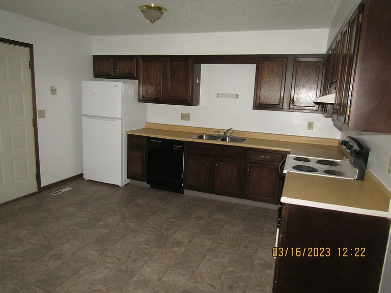 2211 C St SW #1 — Photo 8