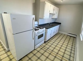 4 Claremont Ave APT 5, Providence, RI 02908