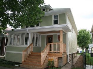 4135 N Maplewood Ave, Chicago, IL 60618