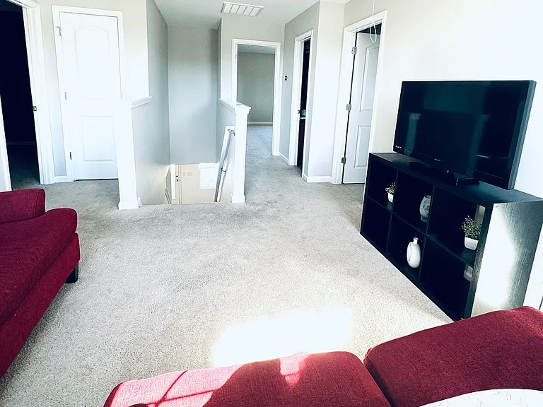 94 Thimbleweed Ln — Photo 8