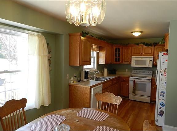 3rd image of 329 Karlee Dr